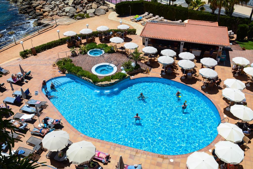 Отель Catalonia Ses Estaques - Adults Only Санта-Эулалия-дель-Рио Экстерьер фото