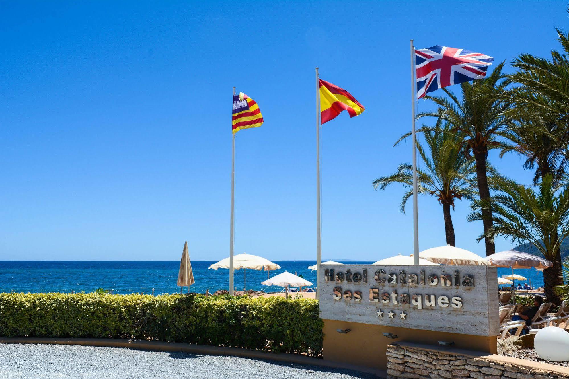 Отель Catalonia Ses Estaques - Adults Only Санта-Эулалия-дель-Рио Экстерьер фото